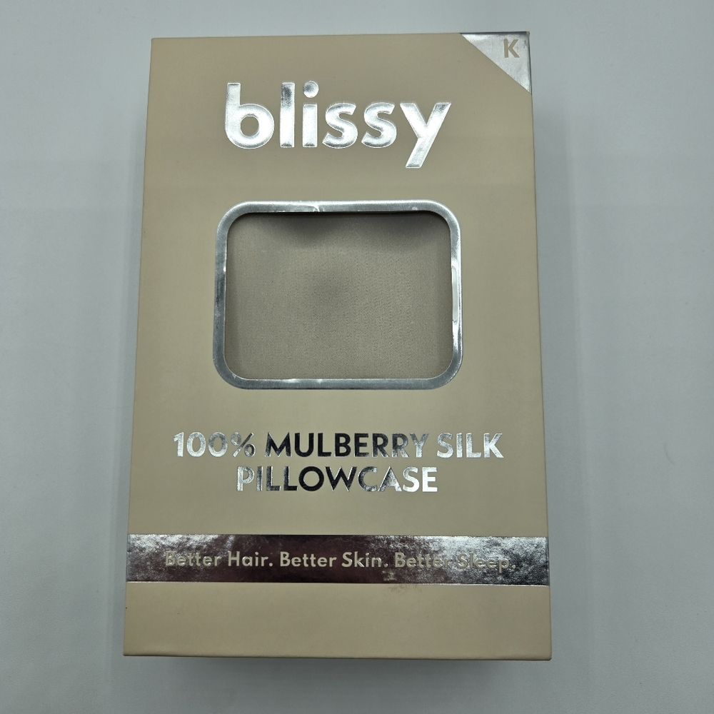 NWT Blissy Mulberry Silk Pillowcase, Natural Beige, Standard/Queen Or King Size - Picture 7 of 9